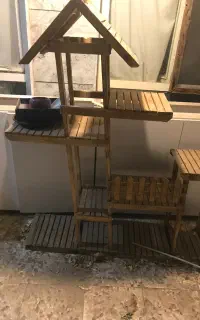 استند گل چوبی