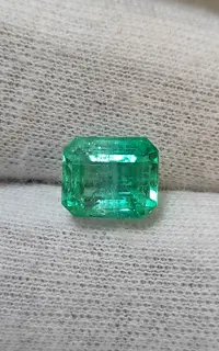 زمرد پنجشیر ۳ قیراطی کریستالی