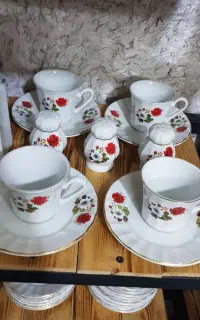 سرویس چینی قدیمی آنتیک تیکه ای فروخته میشه