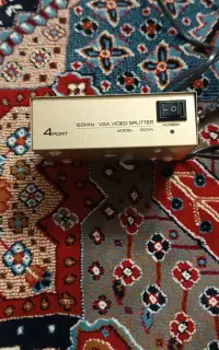 اسپلیتر vga سالم و مرتب