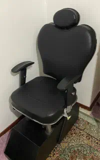 صندلی پدالی آرایشگاهی