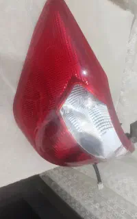 چراغ عقب سمت چپ ساینا s