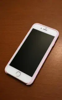 آیفون 6s سالم و تمیز