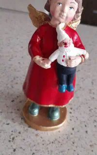 مجسمه فرشته مهربان نو