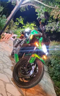 z1000