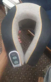 ماساژور گردن