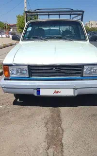 فروشنده خودرو