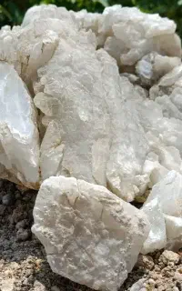 سنگ کوارتز سفید
