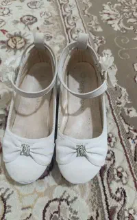 کفش بچگانه