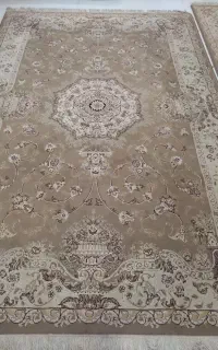سه عدد فرش ۶ متری