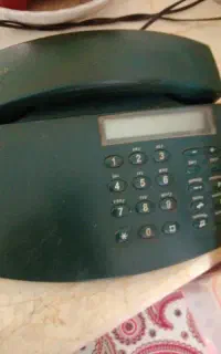 تلفن رو میزی