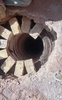 چاه کن فاضلاب داخل شهر و بیرون از شهر انجام میدیم