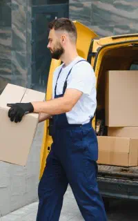 نیازمند نیرو جهت انبارداری