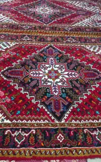 یک جفت فرش نقشه مهربان