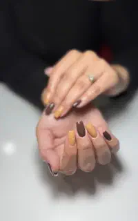 کاشت ناخون رونیکا