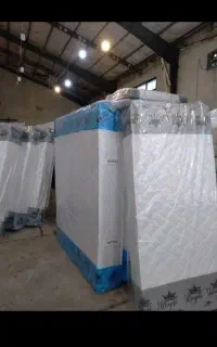 تعدادی تشک یکنفره و دونفره کارکرده بفروش میرسد