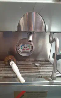 استخدام فروشنده در کافه مارکت