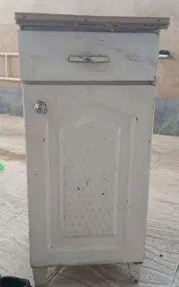کابینت ایستاده