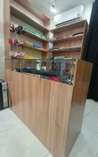 دکور مغازه در حد نو