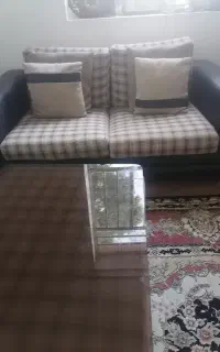 فروش مبل شیک 7نفره با میز پذیرائی