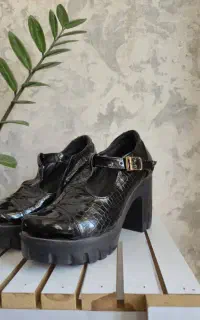 کفش ورنی لژدار سایز۳۸