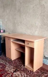 میز کامپیوتر