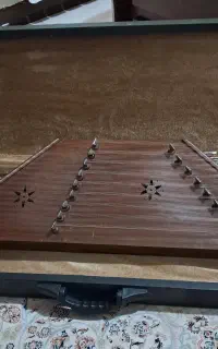 سنتور،سی بمل کوک. چوب گردو. کارکرده ولی خوش صدا