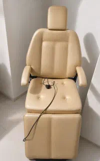 صندلی ارایشگاه