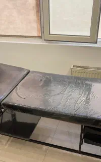 تخت پاکسازی پوست و مژه