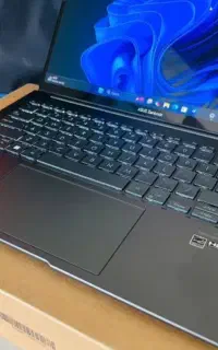 asus zenbook q415m oled