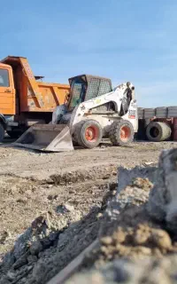 بابکت.مینی بیل.کندن استخر.حمل نخاله باکارگر وبابکت