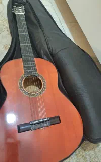 گیتار یاماها