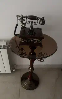 تلفن با میز