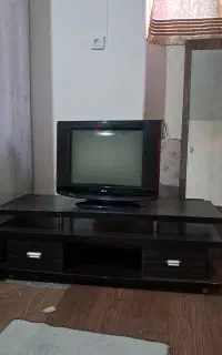 میز وتلویزون