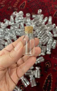 ۱۰۰ عدد شیشه گیفت