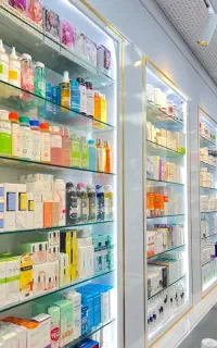 همکار خانم  برای فروشندگی آرایشی بهداشتی