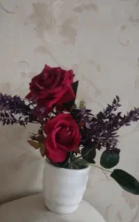گل و گلدان