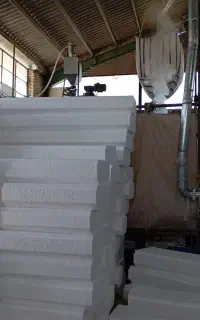 استخدام نیروی شب کارخانه تولید یونولیت