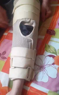 زانوبندپای چپ سالم ودرحدنو