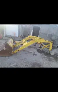 بیل لودری تراکتور فرگوسن و رومانی