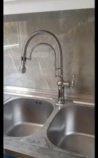 لوله کشی آب و فاضلاب و نصب پمپ آب