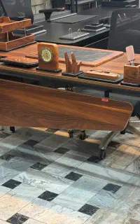 میز اداری بدنه فلزی برند Erik کانتر کد sima4568