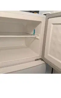یخچال بست۱۳ فوت