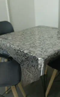 میزنهار خوری ۴نفره درحدنو تمیز وسالم قیمت 7میلیون
