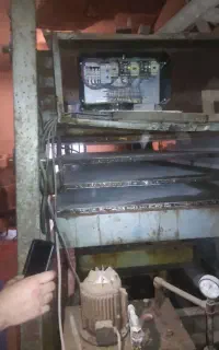 دستگاه پرس درب چوبی