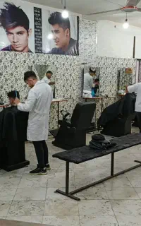 استخدام آرایشگر با درآمد عالی جهت آموزش