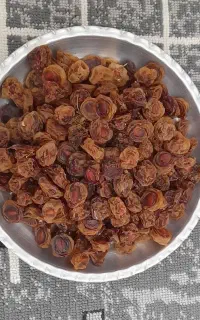 آلو قجری ملس ( ترش و شیرین)