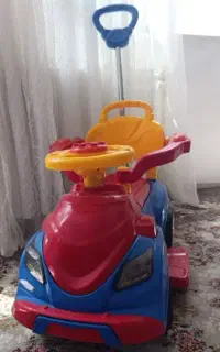 ماشین کودک سالم و در حد نو