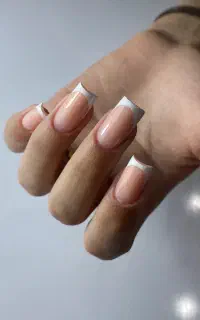 آموزش صفر تا صد خدمات ناخن با تخفیف ویژه
