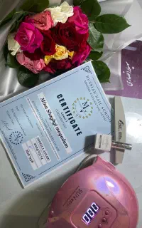ورکشاپ اموزش تخصصی کاشت ناخن